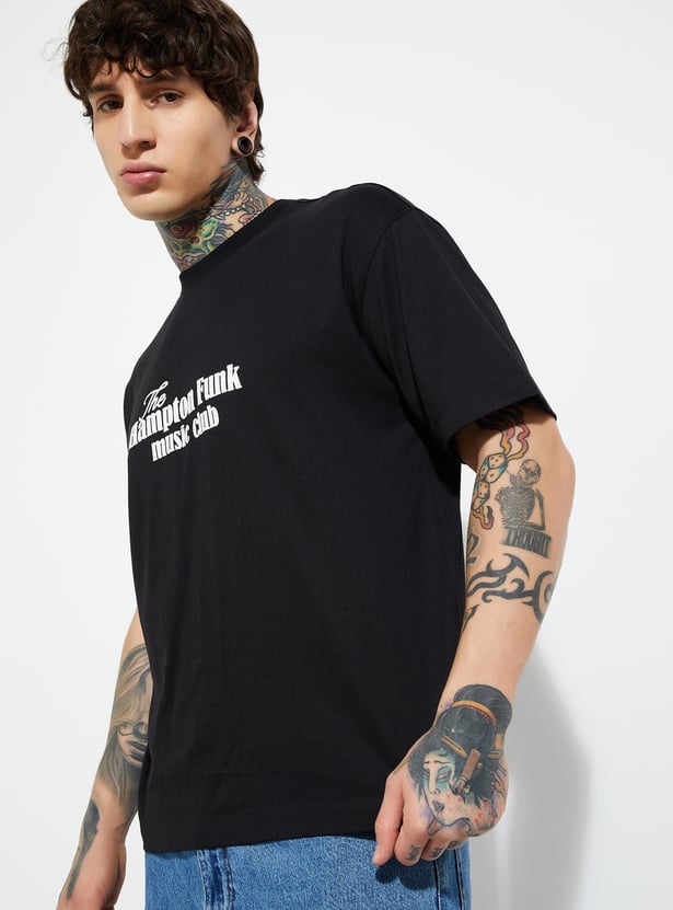 Men’s Printed Oversized T-Shirt with Sleek Design, Comfortable Fit