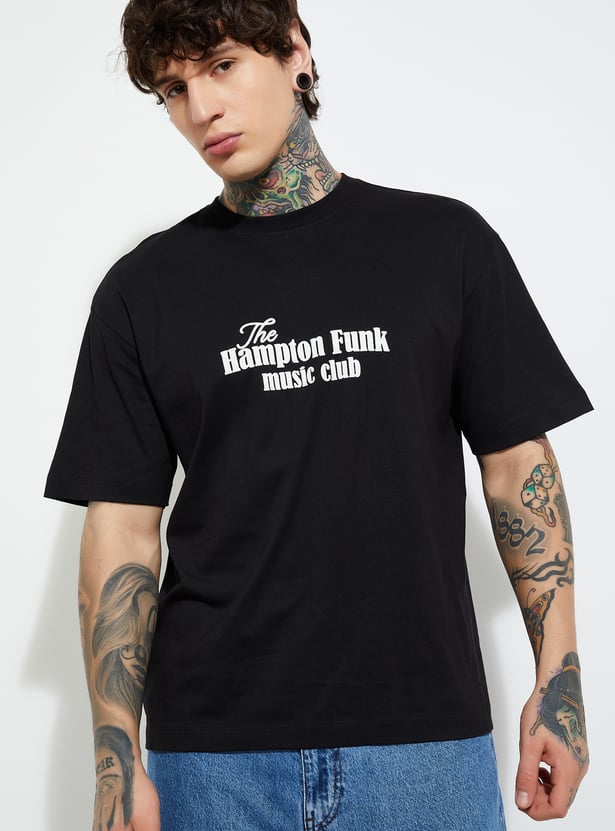 Men’s Printed Oversized T-Shirt with Sleek Design, Comfortable Fit