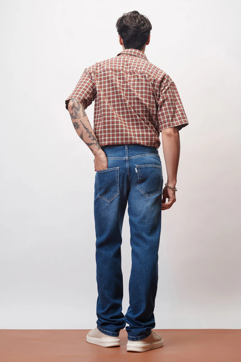 Lightweight Endless Blue Men’s Straight Jeans for Flexible, All-Day Comfort