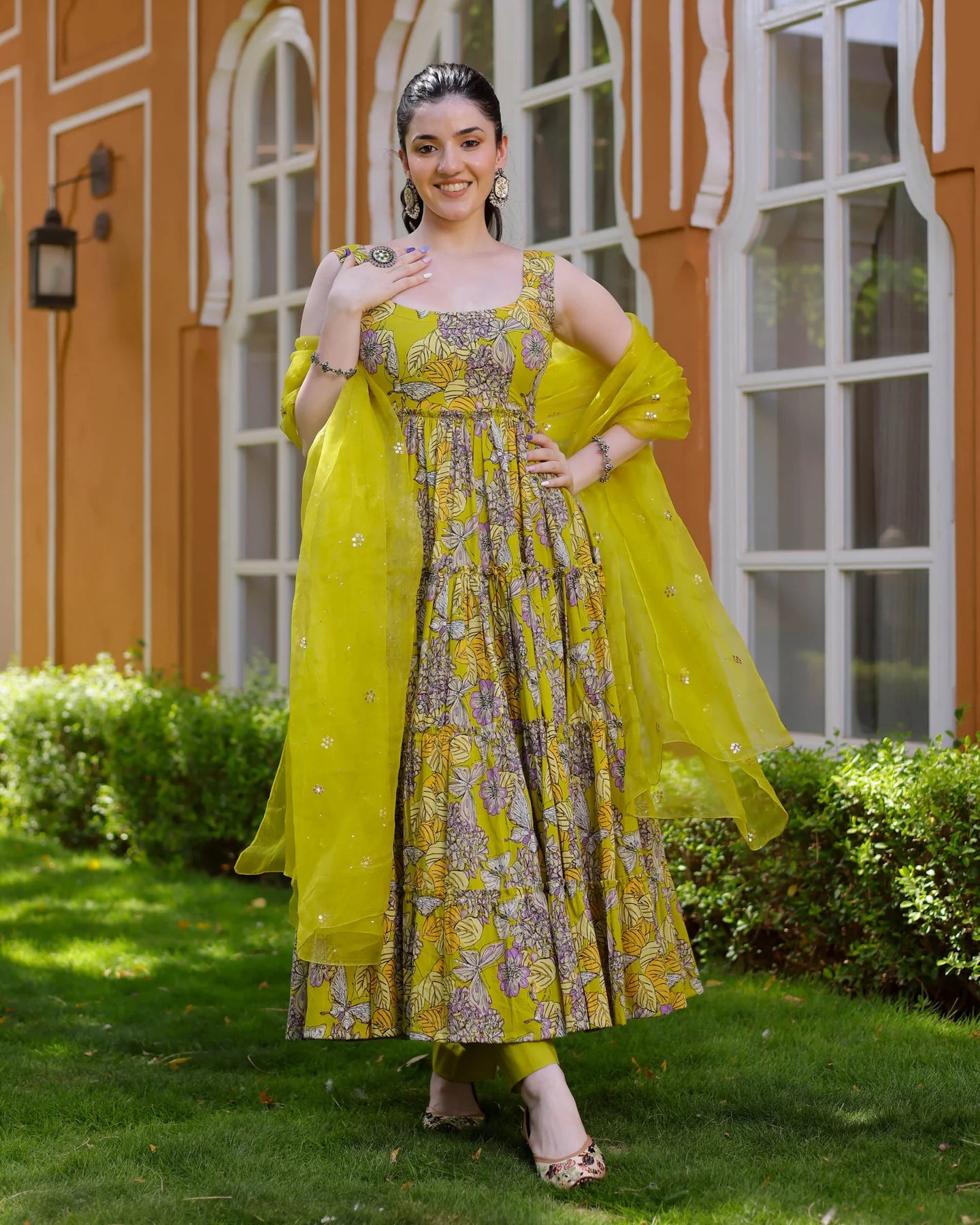 Trendy Hetvi Cotton Suit Set with Classic Design