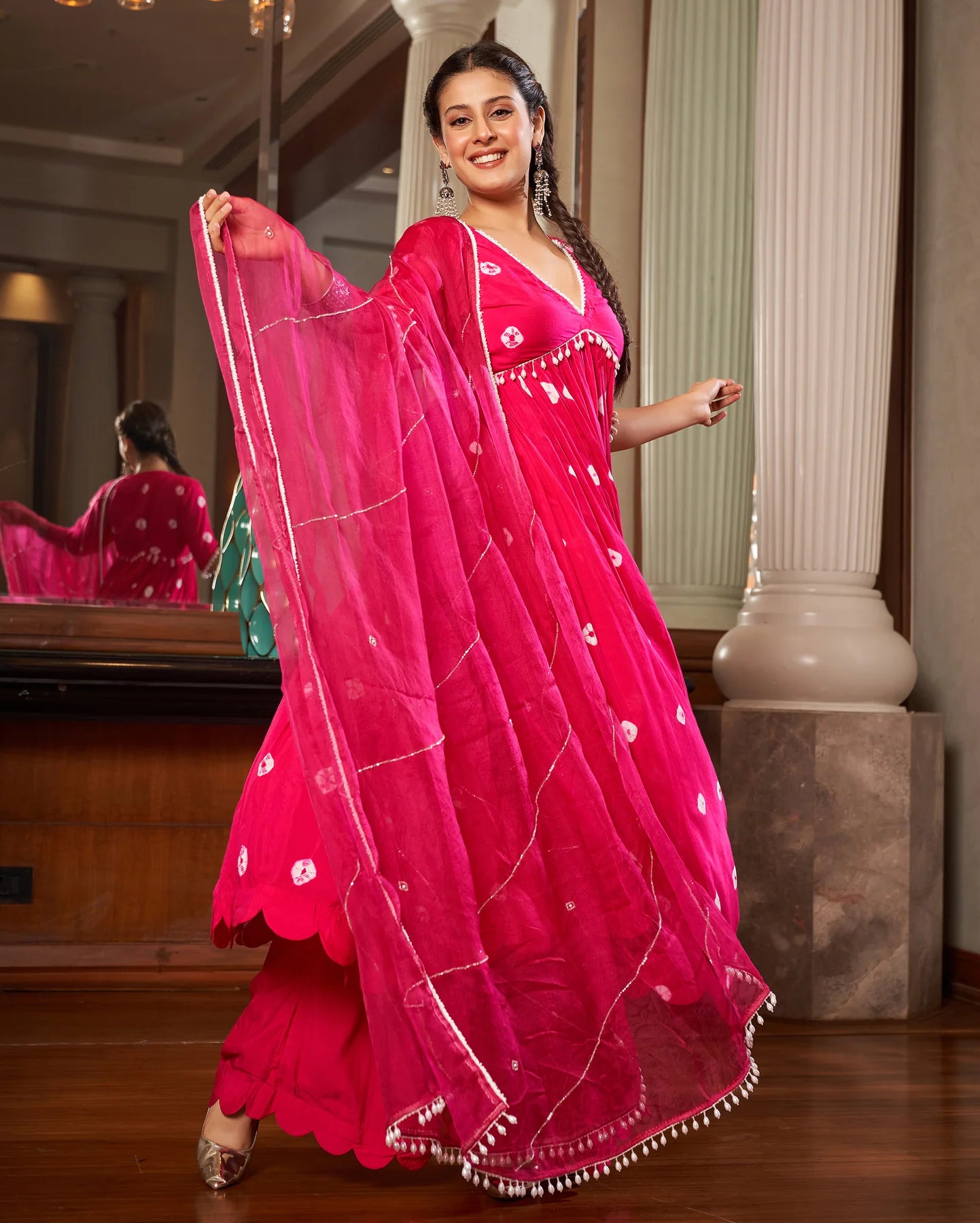 Women’s Mishika Premium Pink Bandhani Silk Suit Set
