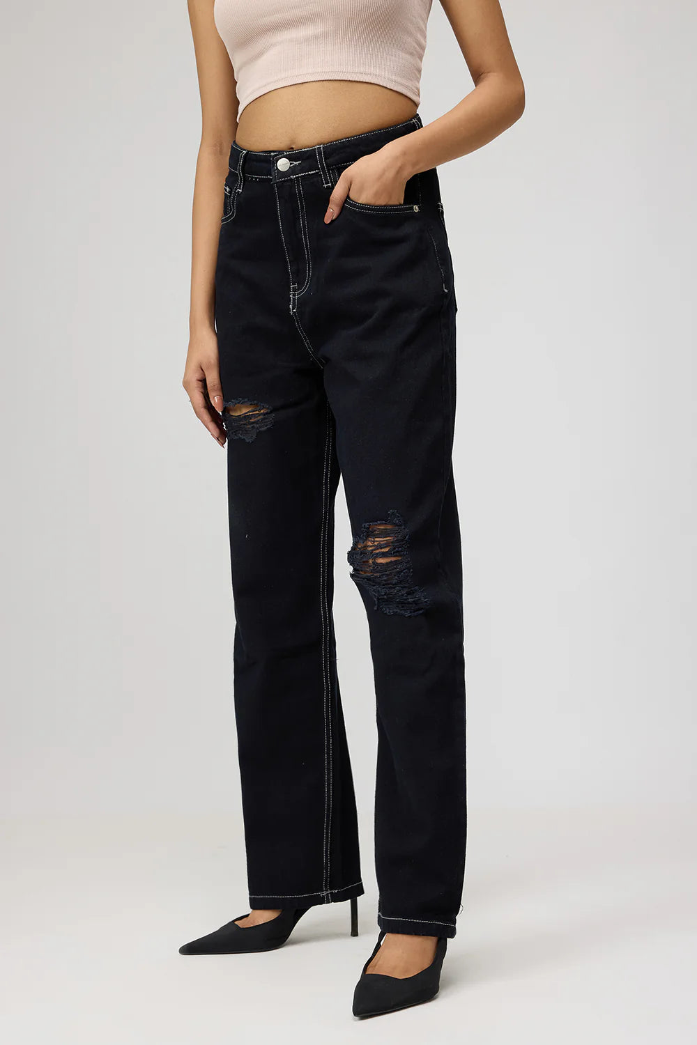 Fashionable Black High-Rise Women’s Straight Jeans