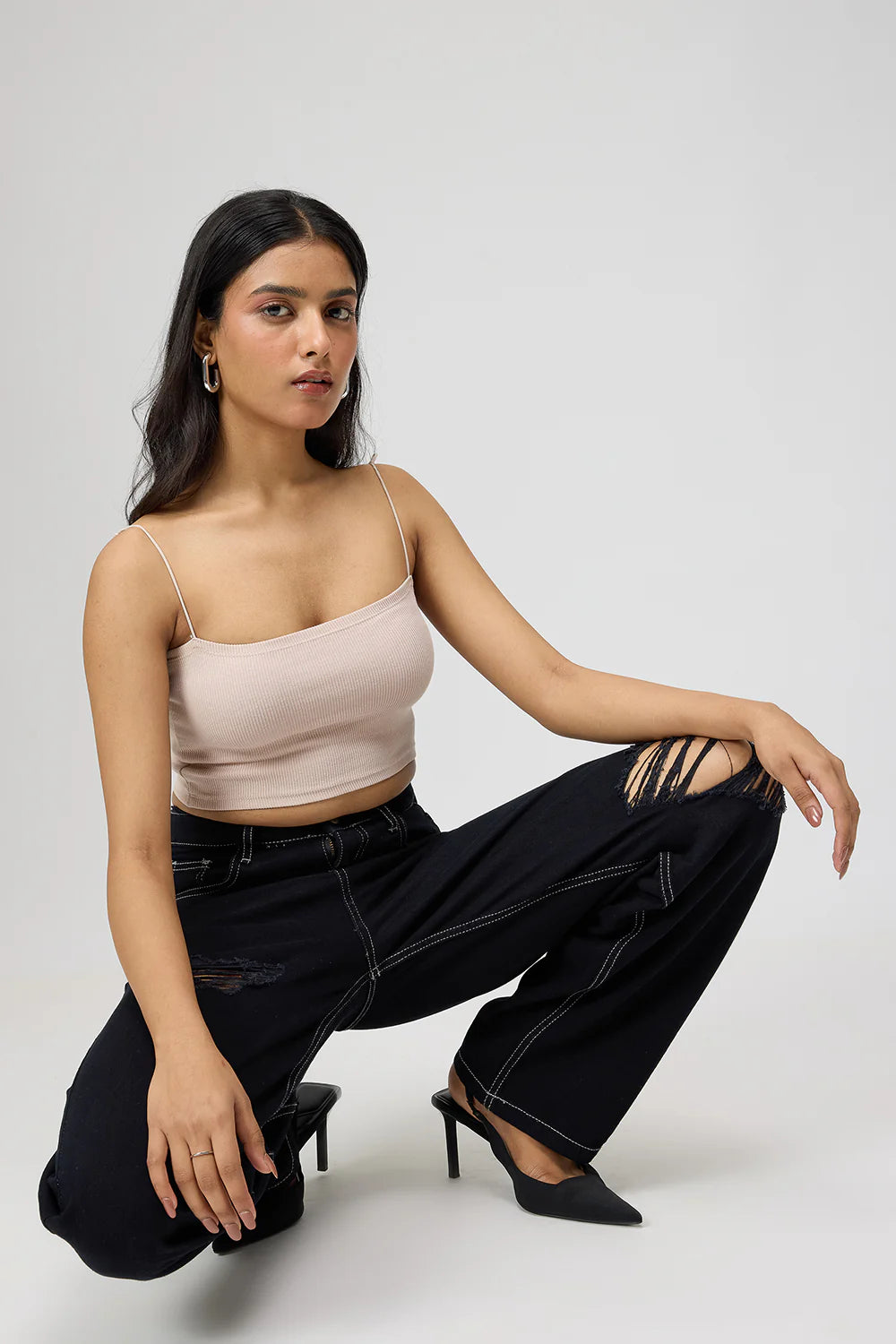 Fashionable Black High-Rise Women’s Straight Jeans