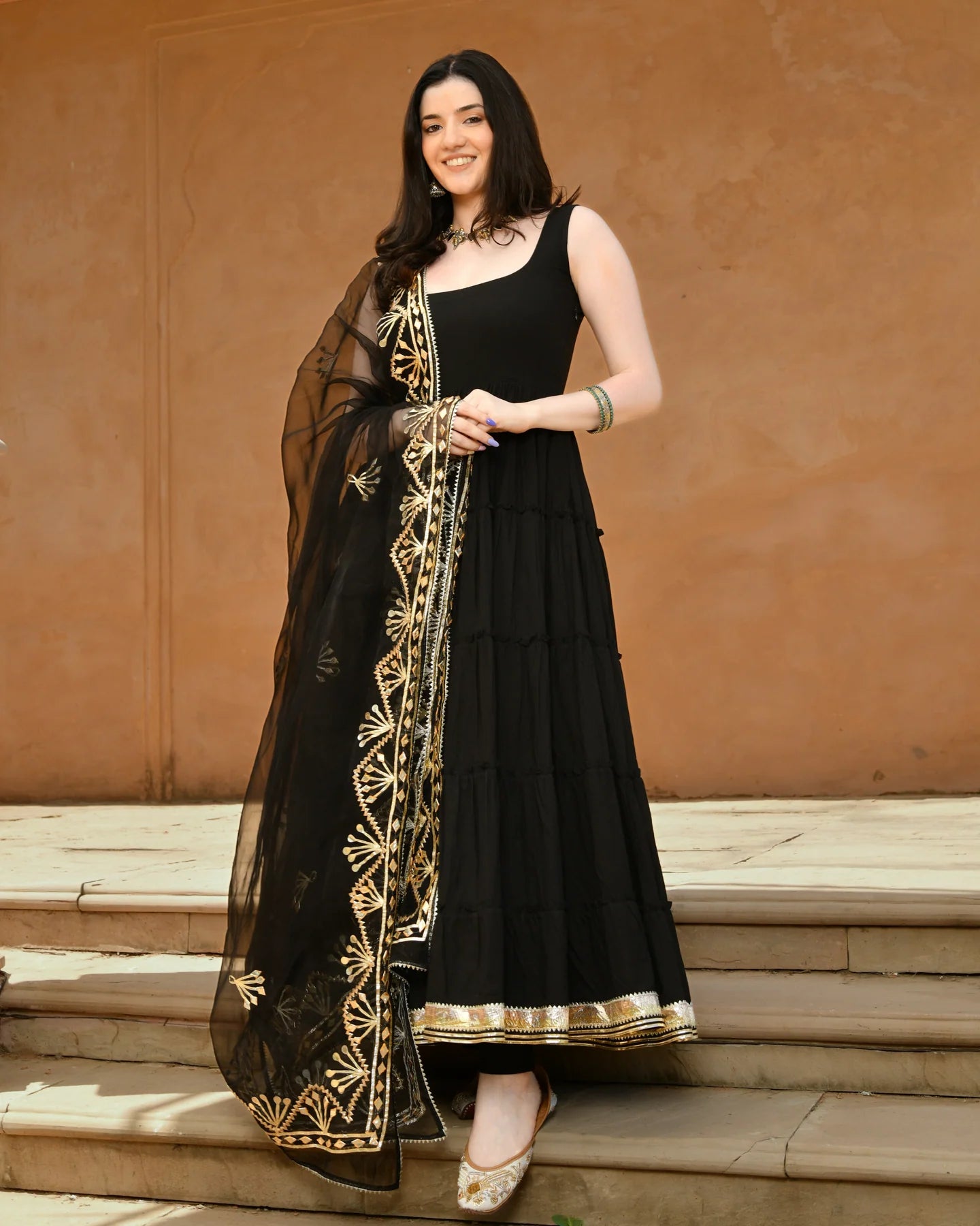 Women Kamya Gotapatti Cotton Suit Set