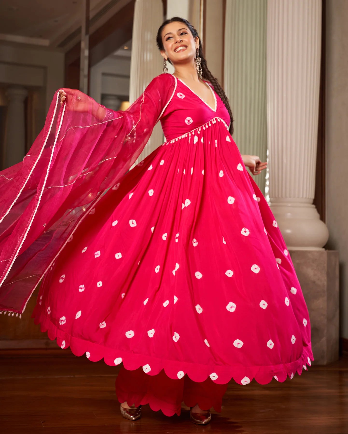 Women’s Mishika Premium Pink Bandhani Silk Suit Set
