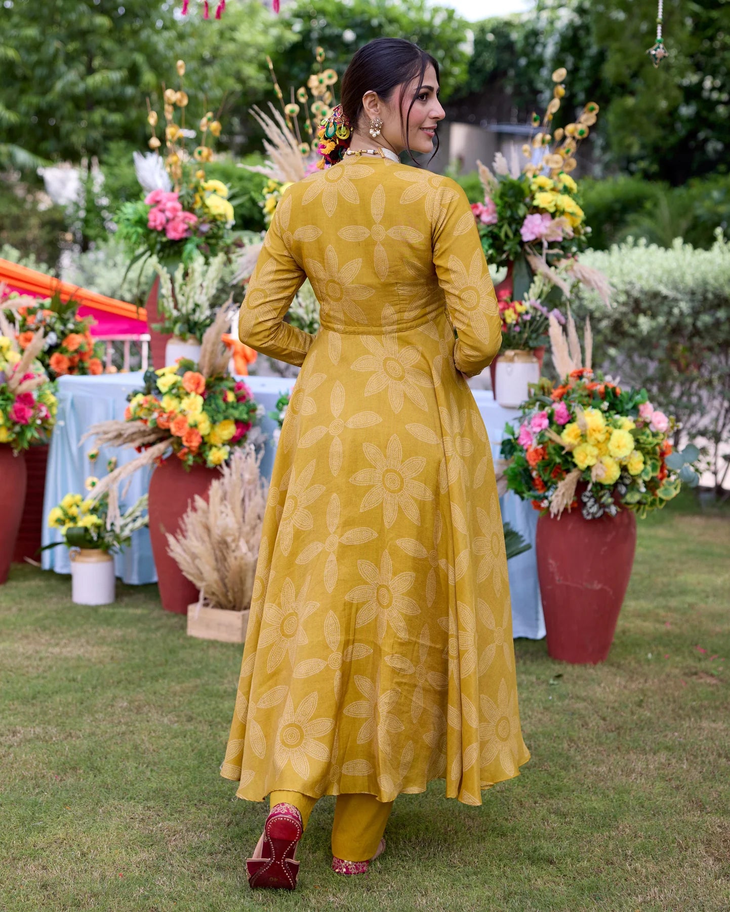 Stylish Teela Mustard Bandhani Chanderi Suit Set with Soft Lightweight Fabric
