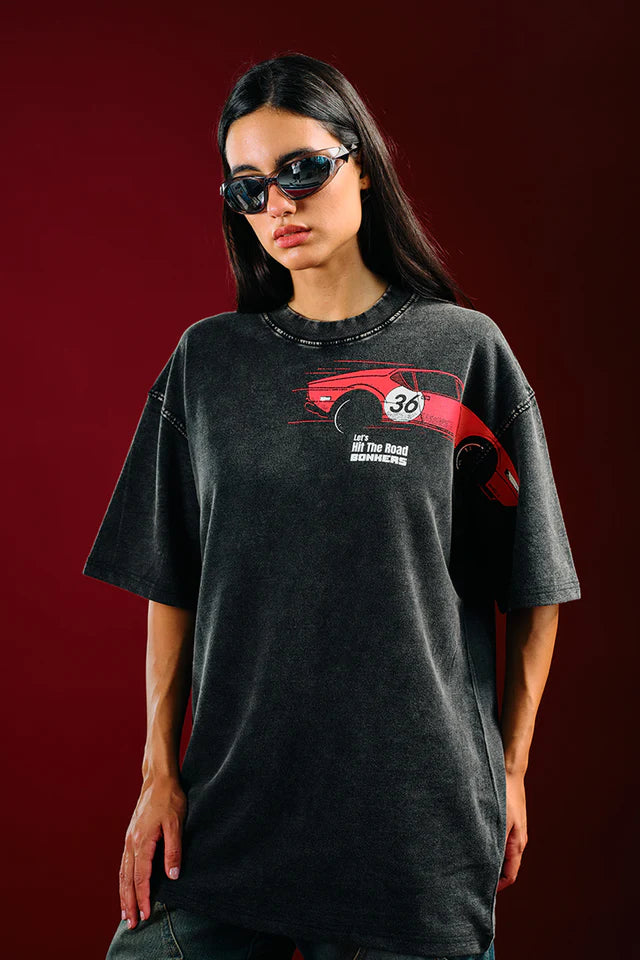 Women’s Asphalt Legend Oversized T-Shirt with Trendy Streetwear Design and Comfortable Fit