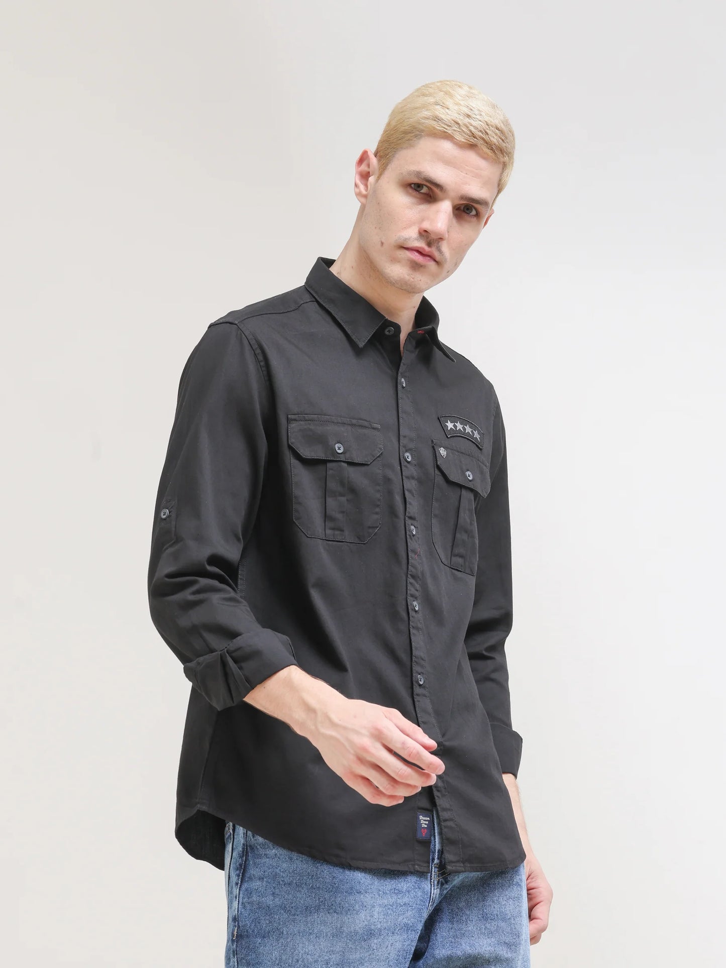 Modern Men’s Black Box Pocket Shirt with Lightweight Fabric and Trendy Pocket Look