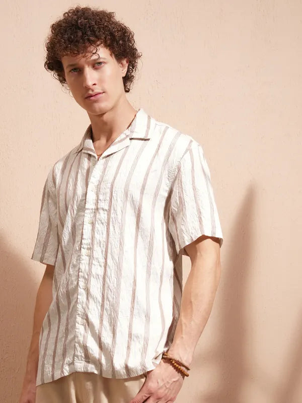 Stylish Men’s Cream Striped Relaxed Fit Casual Shirt with Modern Stripe Pattern and Soft Fabric