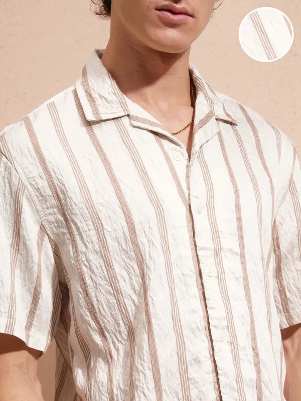 Stylish Men’s Cream Striped Relaxed Fit Casual Shirt with Modern Stripe Pattern and Soft Fabric
