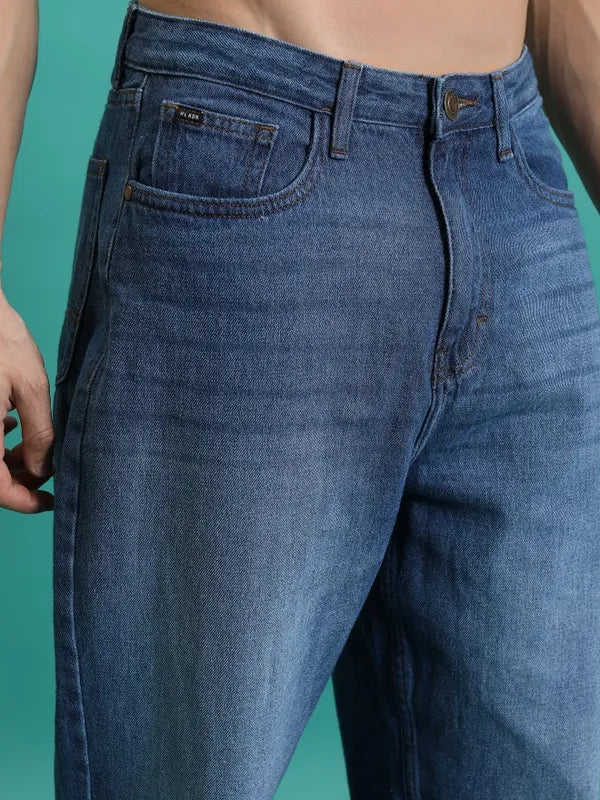Men’s Blue Relaxed Fit Jeans with Sleek Design, Durable Denim, and Everyday Style Appeal