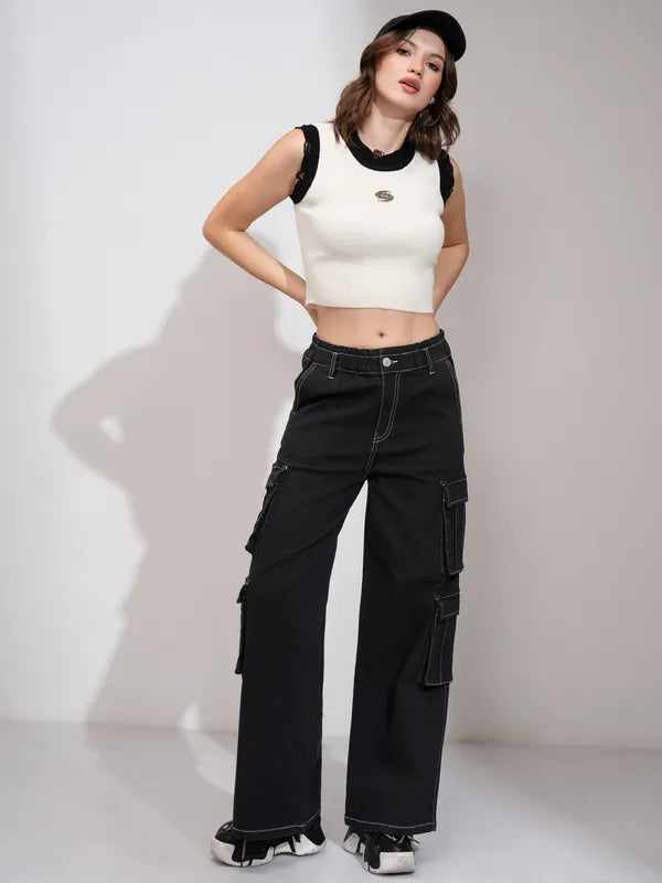 Women Black Straight Fit Stretchable Jeans