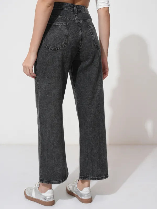 Classic Grey Straight Fit Stretchable Jeans with Versatile Styling for Women