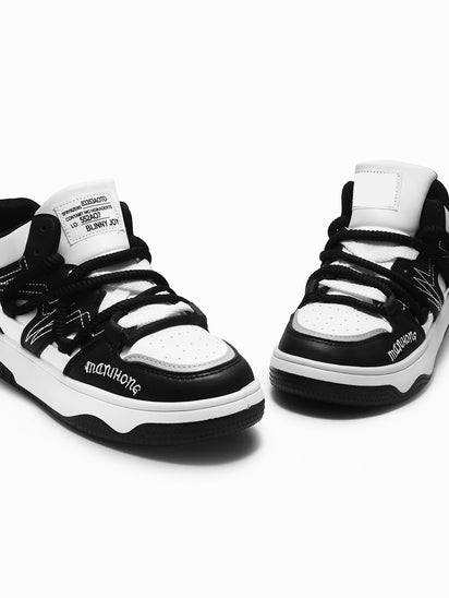 Stylish Black Sneakers for Women with Breathable Upper and Modern Design
