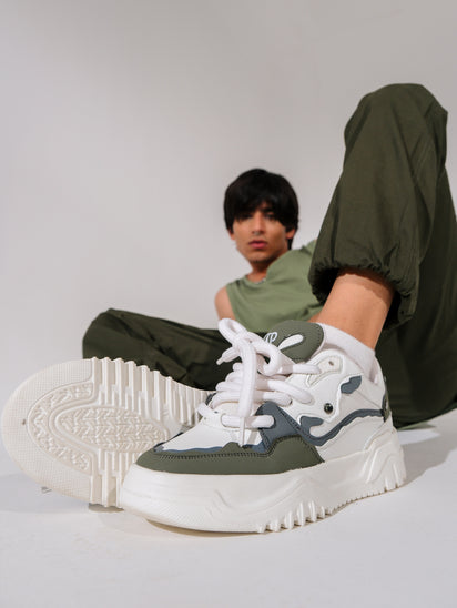 Trendy Green Sneakers for Men with Comfortable Fit for Everyday Casual Wear
