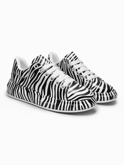 Stylish WildStride White Sneakers for Everyday Casual and Sporty Wear