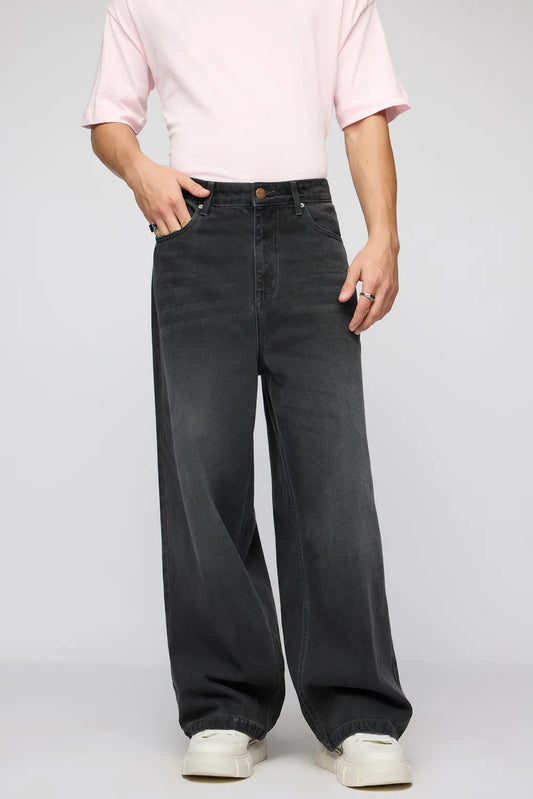Classic Phantom Black Men’s Baggy Straight Jeans with Timeless Style and Comfortable Fit