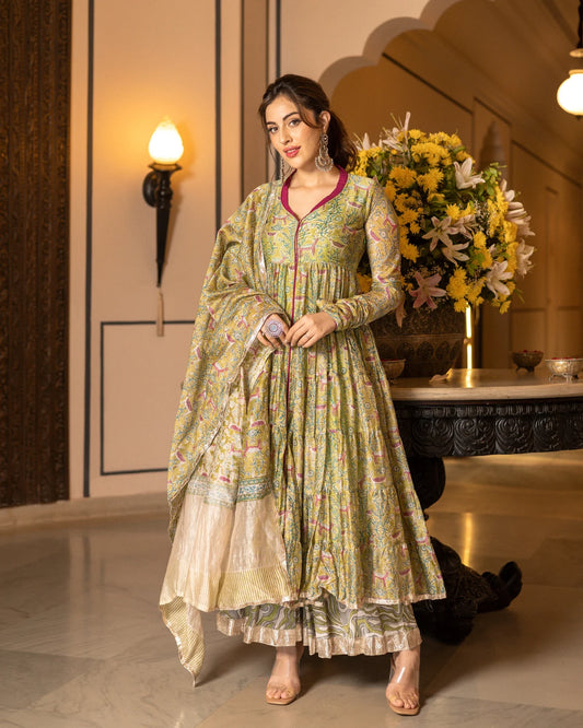Women Samyukta Chanderi Gotapatti Sharara Set