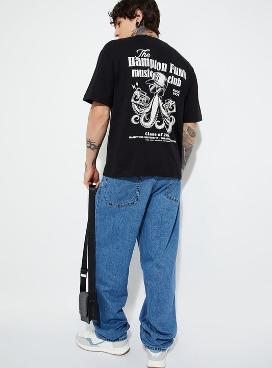 Men’s Printed Oversized T-Shirt with Sleek Design, Comfortable Fit