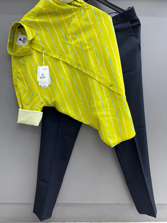 Men’s Printed Shirt and Pant Combo with Contemporary Patterned Design