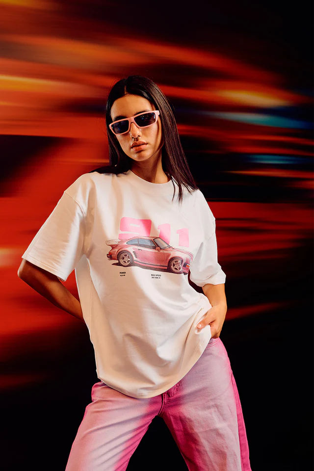 Blush Machine Oversized T-Shirt for Women with Trendy Graphic Print and Relaxed Fit