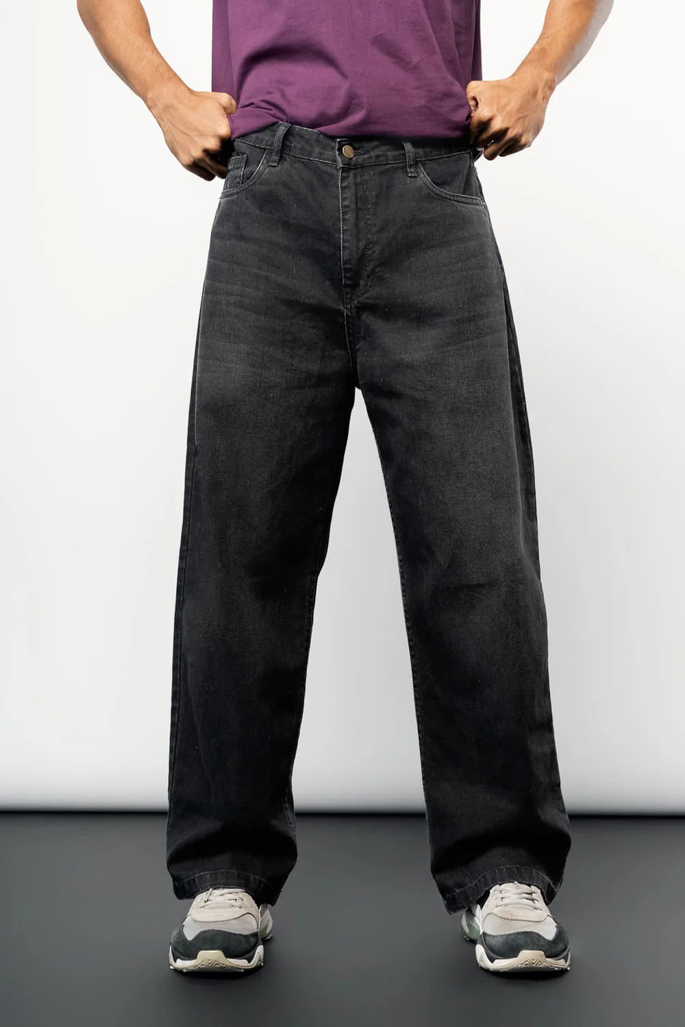 Versatile Charcoal Whiskered Men’s Baggy Jeans for Office, Travel, and Casual Wear