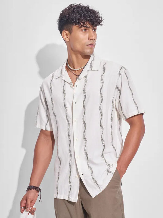 Comfortable Men’s Cream Printed Relaxed Fit Casual Shirt