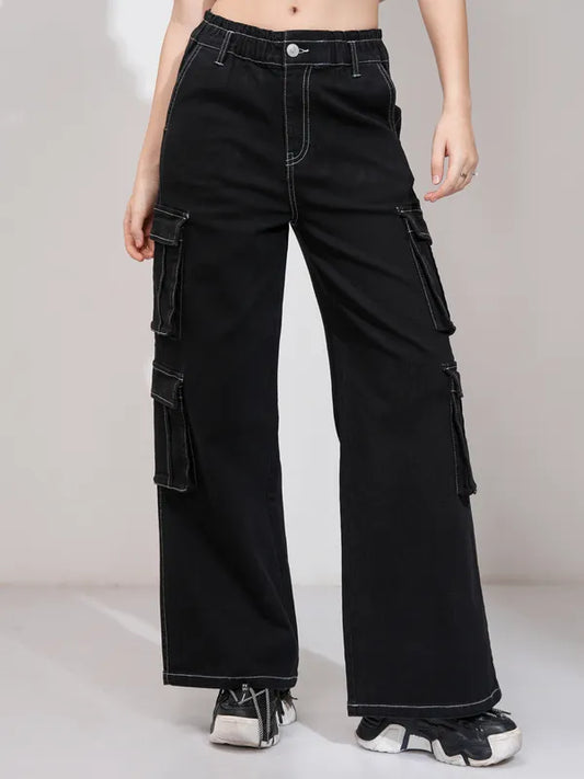 Women Black Straight Fit Stretchable Jeans