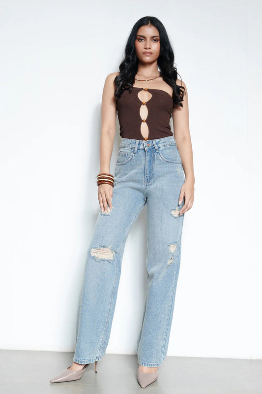 Easy Blue Distressed Straight-Leg Jeans for Women with Casual Relaxed Style