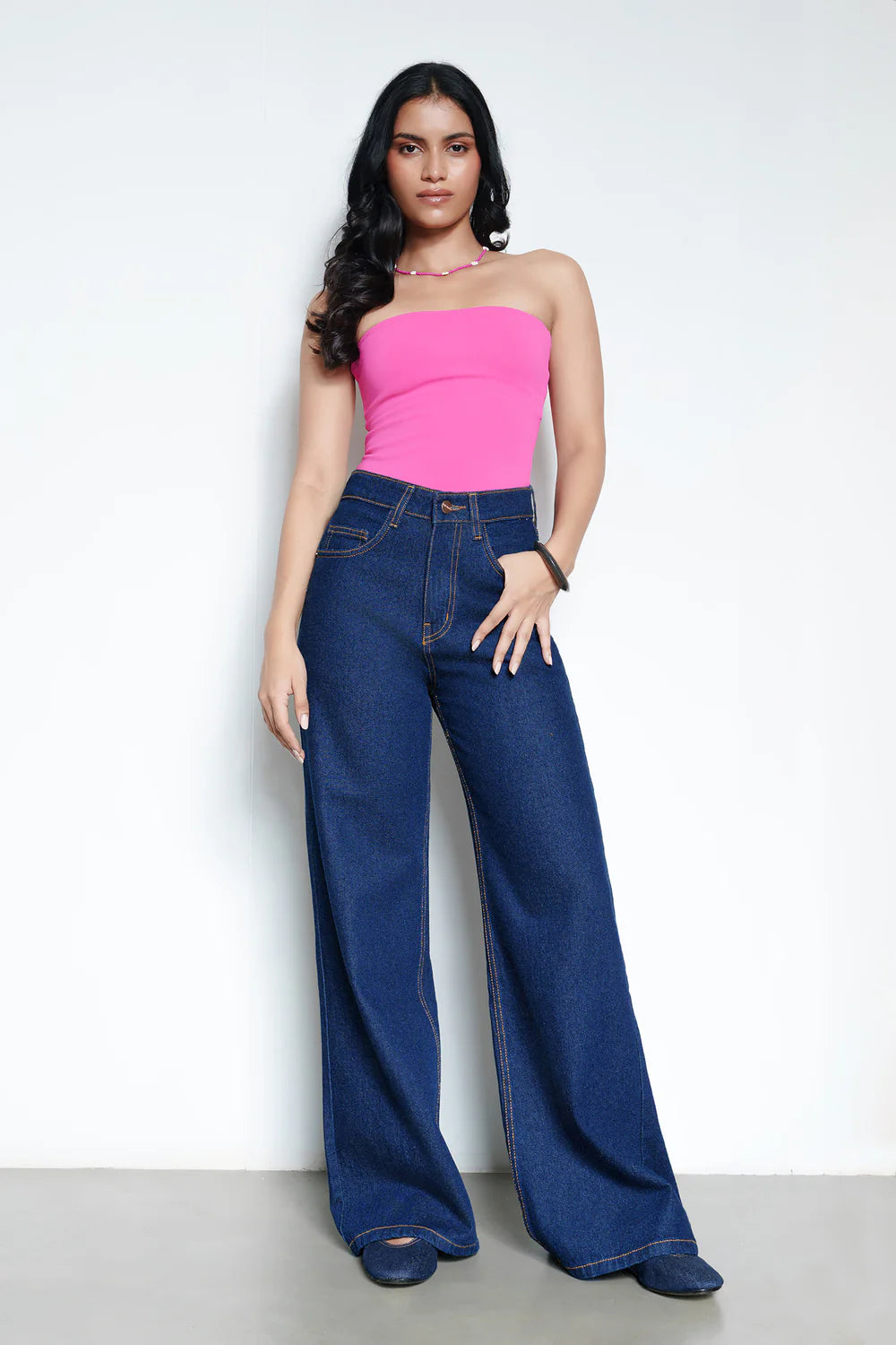 Women’s Classic Indigo Wide Jeans with Relaxed High-Rise Fit
