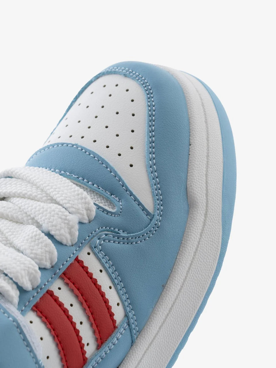 Stylish Baligurysn Drip White Blue Red Sneakers with Flat Sole and Modern Street Style Design