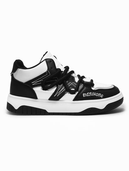 Stylish Black Sneakers for Women with Breathable Upper and Modern Design