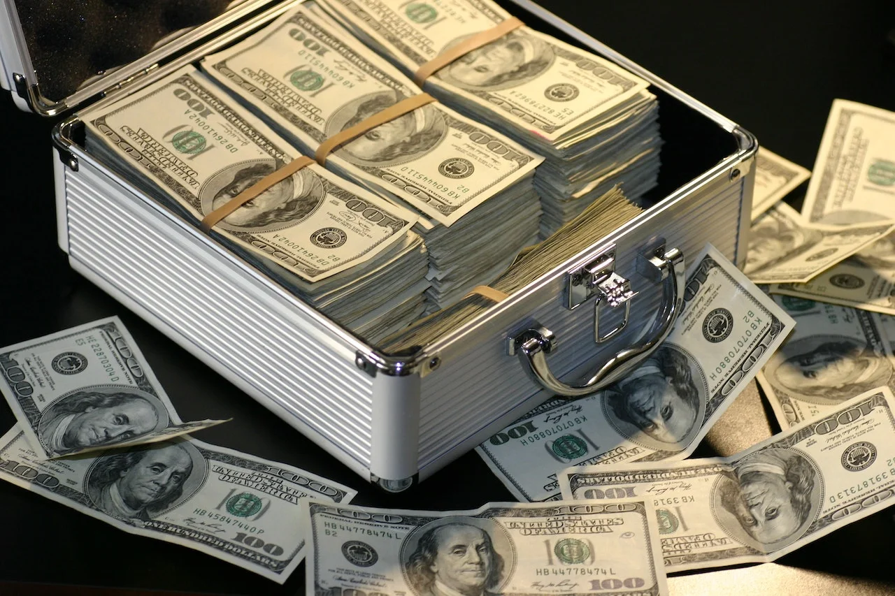 Budgeting Basics for Gen Z: How Much of Your Paycheck Should You Save?