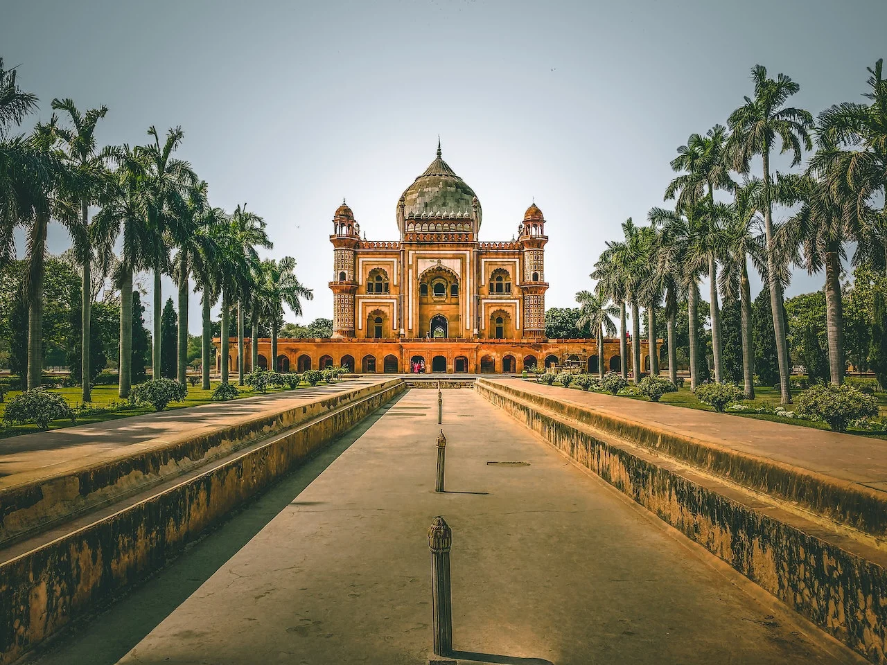 Budget Trips to Famous Destinations