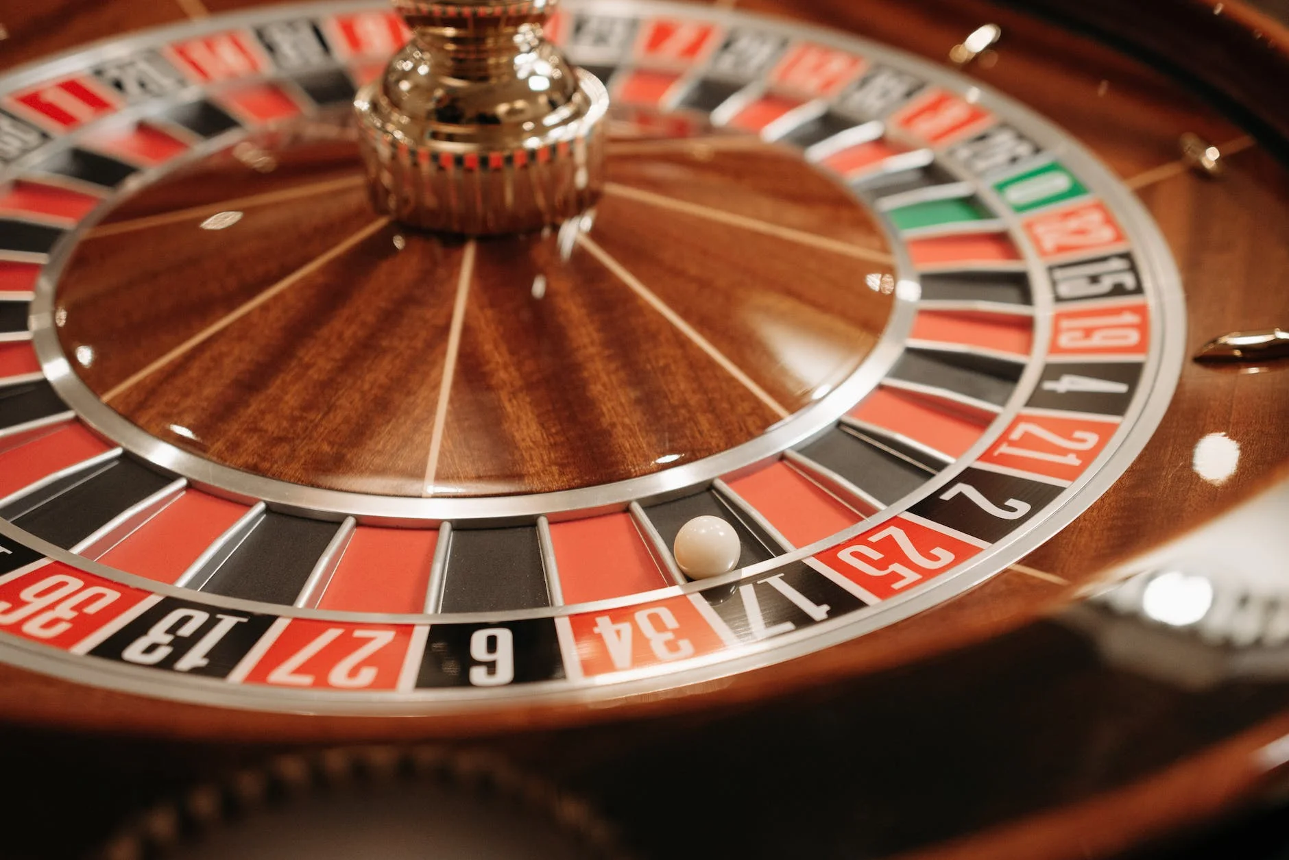 Unraveling the Excitement of Roulette: Fascinating Facts and Winning Strategies